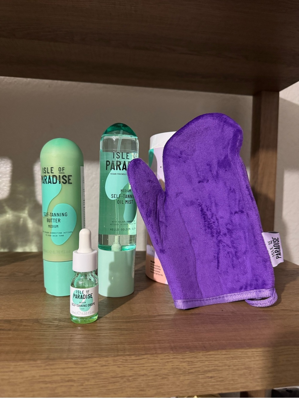 Isle of Paradise Self-Tanning Butter, Oil Mist, Drops & Mitt Set